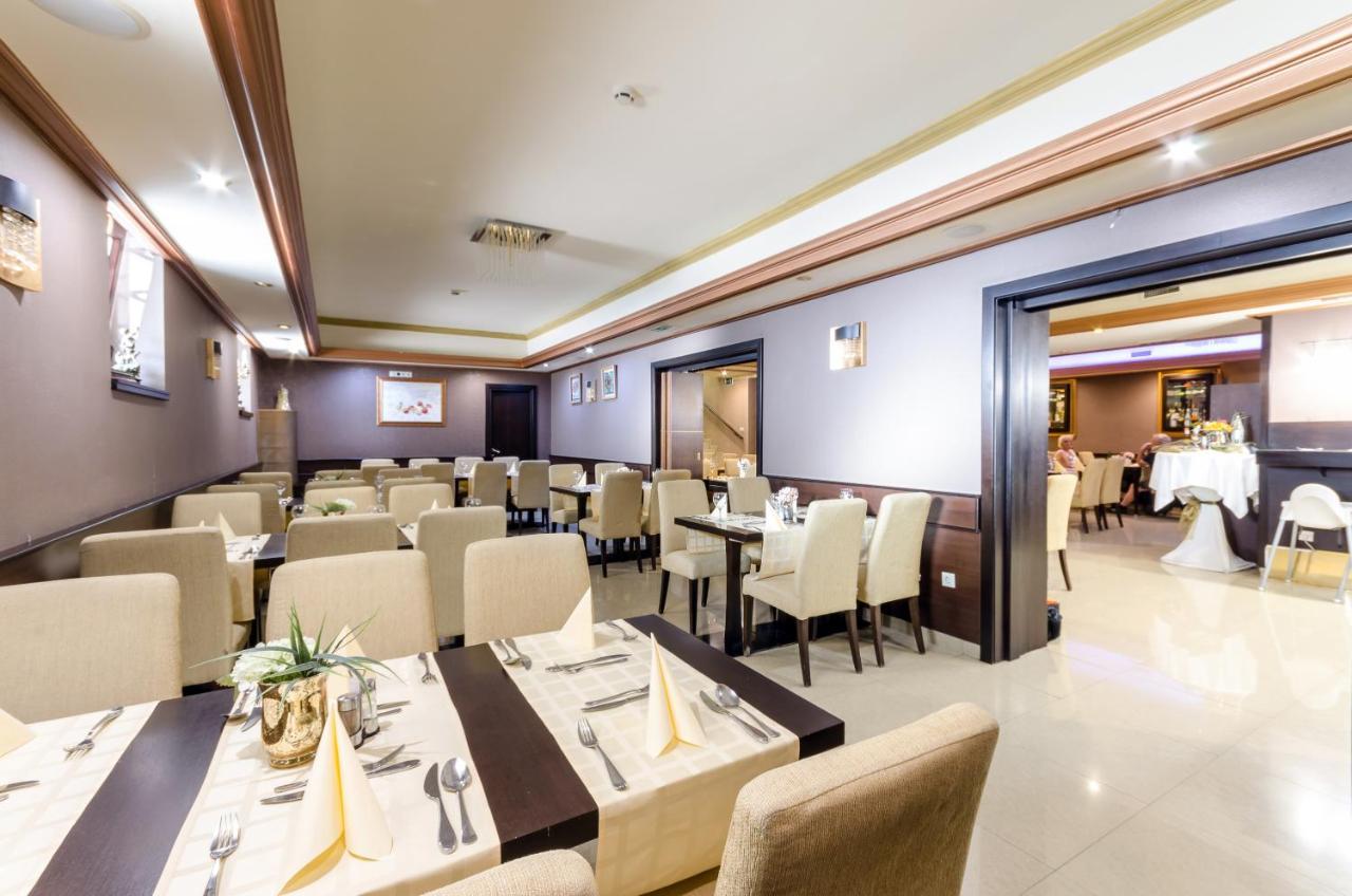 奥瑞姆酒店 Hajdúszoboszló 外观 照片